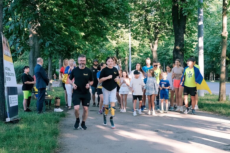 13-річна Яна Степаненко здійснила пробіжку на протезах у Відні