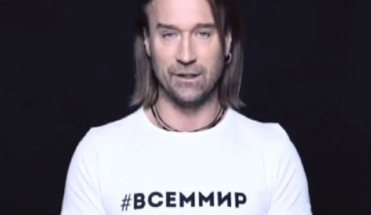 Співак Винник не зміг сказати, чий Крим: "Не вважаю, що його забрали". ВIДЕО