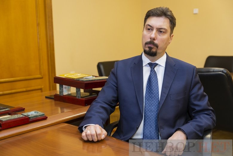 Обраний Голова Верховного Суду Всеволод Князєв: В Україні критична ситуація з фінансуванням судів. Зарплати працівників апарату суду менші, ніж у прибиральниць у супермаркеті 04