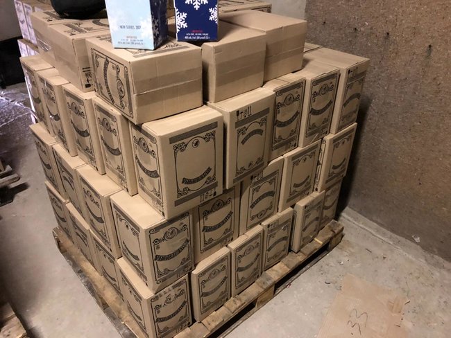 Подпольное производство алкогольного фальсификата ликвидировано на Киевщине, изъято продукции на 700 тыс. грн 05