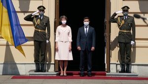 Відбулася офіційна церемонія зустрічі Зеленського і президентки Швейцарії Соммаруги, - ОП. ФОТОрепортаж