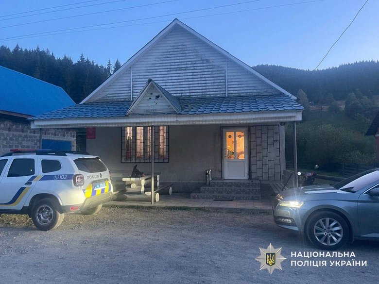 Військовий у СЗЧ кинув гранату біля магазину на Закарпатті