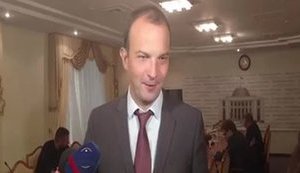 Інцидент із магазином, який зафарбував графіті часів Євромайдану, символічний. Це історія про наше найближче майбутнє. Протягом 15 місяців суспільство вибухне, - Єгор Соболєв. ВІДЕО