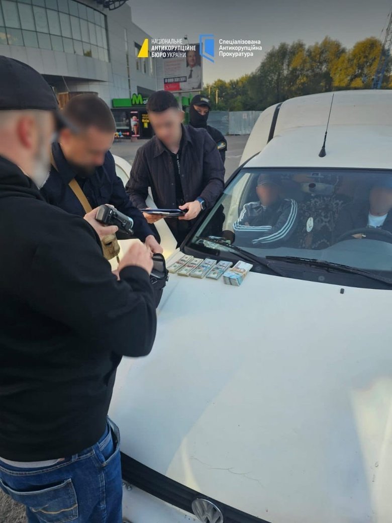 Налоговиков в Тернопольской области уличили во взяточничестве