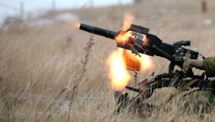 С начала суток наемники РФ обстреливают позиции ВСУ в районе Водяного, Марьинки и Авдеевки, - штаб АТО