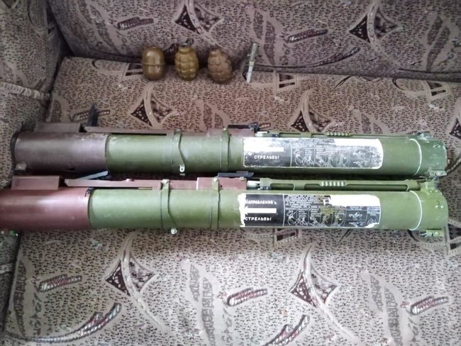 Оружие наемников РФ обнаружено возле линии разграничения на Луганщине, - Госпогранслужба 02