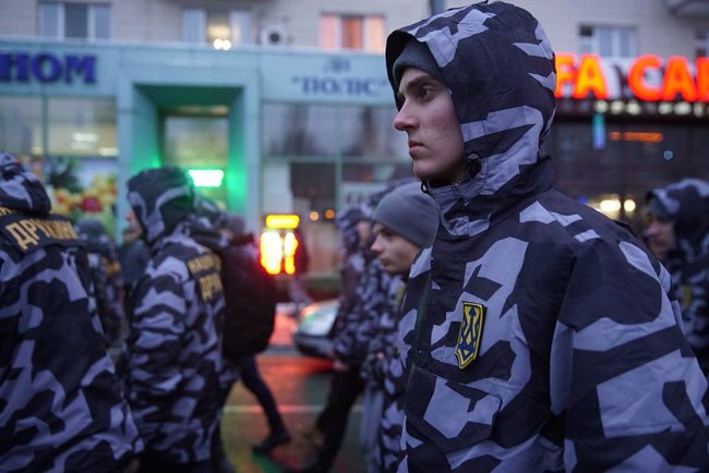 Національні дружини готуються патрулювати вулиці, у МВС нагадують про прерогативи правоохоронців 11