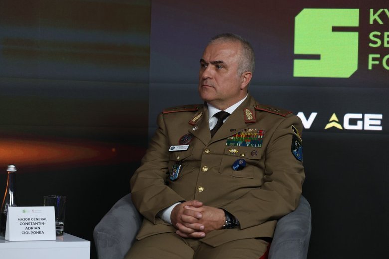 Представник Командування НАТО з питань трансформації у Європі генерал-майор Костянтин-Адріян Чолпоня