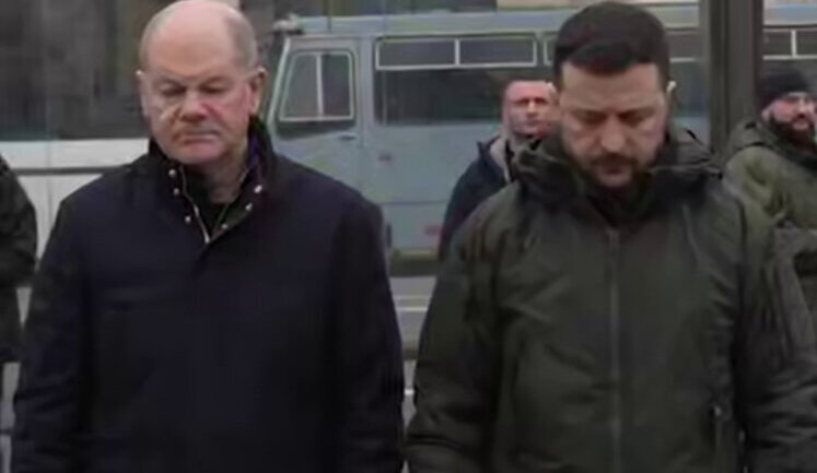 Зеленський та Шольц вшанували пам’ять полеглих захисників на Майдані Незалежності. ВIДЕО