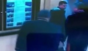 "Виявив неповагу до керівництва", - російському слідчому оголосили догану за те, що не пропустив генерала пройти першим у ліфт. ВІДЕО+ФОТО