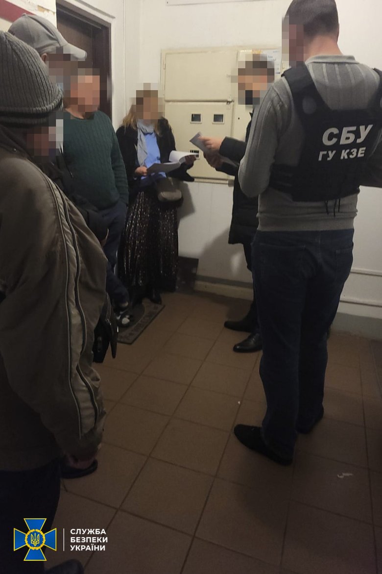 Ущерб почти 30 млн грн: должностные лица Госпродпотребслужбы закупили вакцину от несуществующего в Украине ящура, сейчас она подлежит утилизации 02