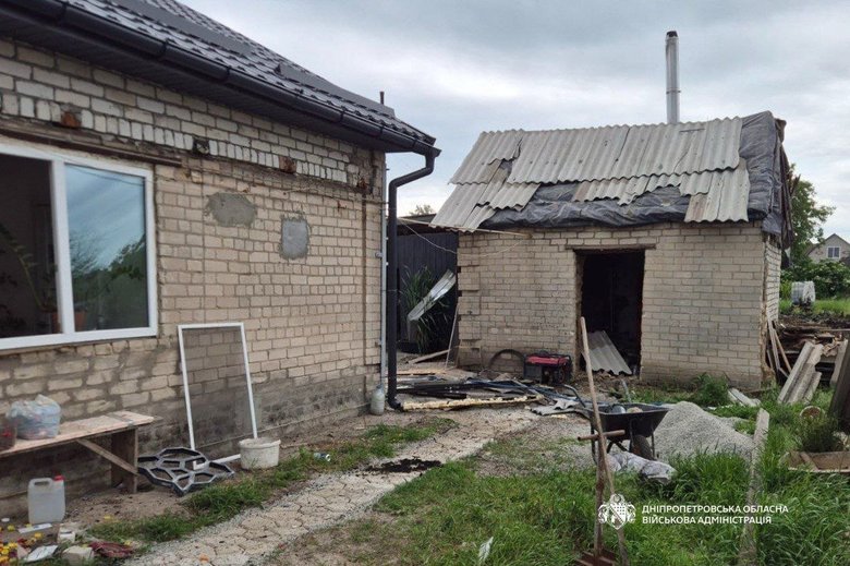 Росіяни вдарили по Павлограду: виникла пожежа