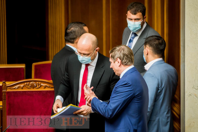 Радісна Верещук, Корнієнко, який насмішив зал, вітання Гетманцева Королевській і розуміючий погляд Третьякової на Тищенка, - робота ВР 17 липня 12