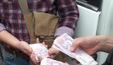 Двох поліцейських начальників затримали на хабарі майже 140 тис. грн на Луганщині, - ООС. ФОТО
