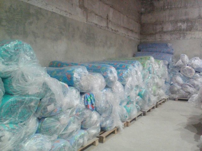 На Полтавщині податковою міліцією ліквідовано центр мінімізації митних платежів, через який в Україну ввозили тканини 05