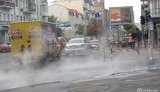 В центр Киева потоп: кипящая вода залила дорогу. ФОТОрепортаж
