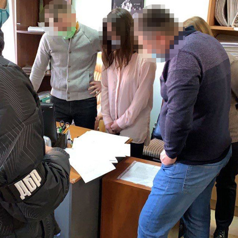 Чиновник Держгеокадастру затриманий у Києві на хабарі 230 тис. грн, - прокуратура 02