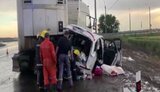 Audi столкнулось с фурой на Херсонщине: в ДТП погибла супружеская пара и их 6-летняя дочь, старшая дочь в коме. ВИДЕО+ФОТОрепортаж