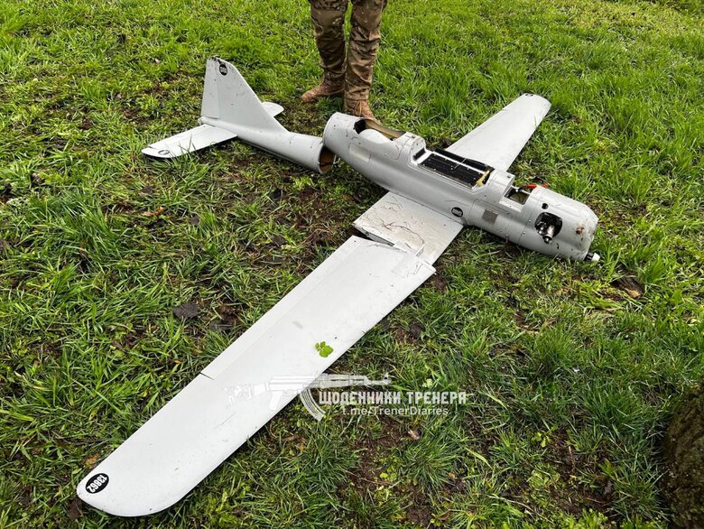 Defenders of Ukraine captured enemy UAV Orlan: Good catch! 01