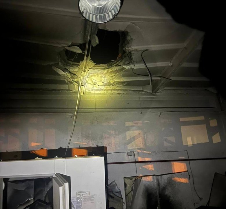 Атака безпілотників на порт Одещини: склад пошкоджено, без жертв