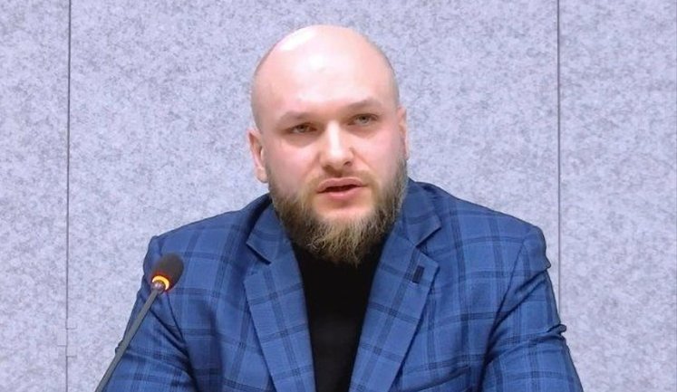 Неможливо постійно "гасити пожежі": Цивінський закликає посилити відповідальність за нелегальний продаж вейпів