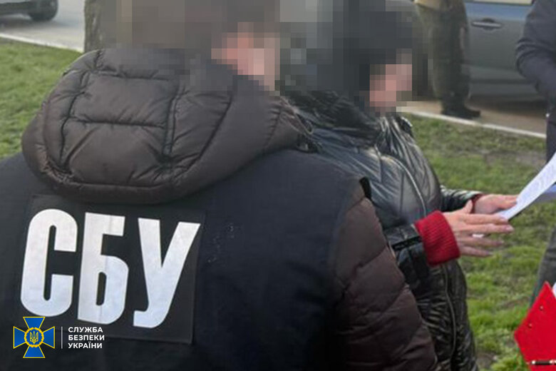 Затримано організаторів схем для ухилянтів