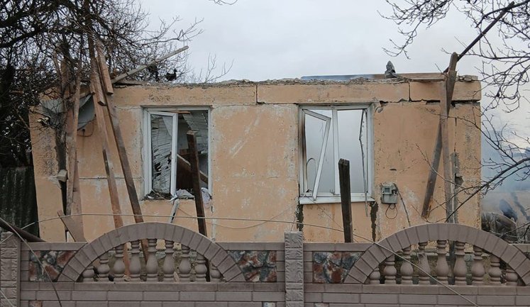 Доба на Донеччині: понад 1300 ударів, дві людини загинули. ФОТОрепортаж