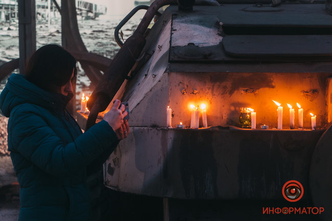 Память захисників Донецького аеропорту вшанували в Дніпрі 07