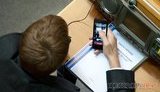Принятый экспресс-методом Бюджет-2013 является кризисным во всех отношениях, - эксперты. ВИДЕО