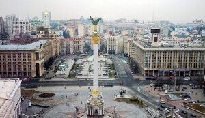 Взрывотехники, кинологи и спасатели проверяют Майдан Незалежности после анонимного сообщения о минировании, - полиция