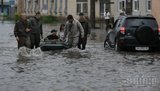 Flooded Kiev – People Evacuated in Boats. PHOTOS