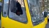Ворог обстріляв Херсон: під удар потрапила маршрутка