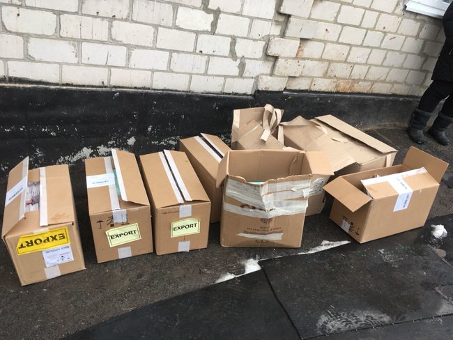 Податківці ліквідували 4 підпільні цехи з виробництва фальсифікованого алкоголю на Кіровоградщині: вилучено продукції на понад 2,1 млн грн 01