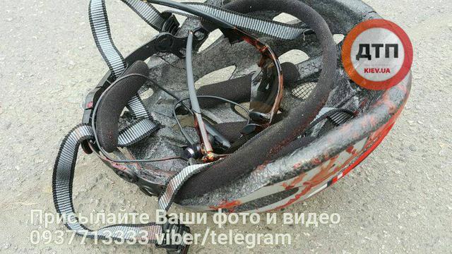 Водитель легковушки сбил велосипедистку в столице 07
