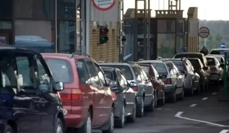 Черг по 40 годин на кордоні з Польщею немає, - ДПСУ спростувала повідомлення про затори