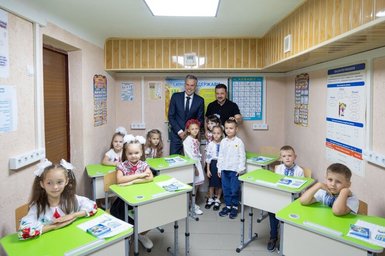заленський і схооф у школі в Запоріжжі