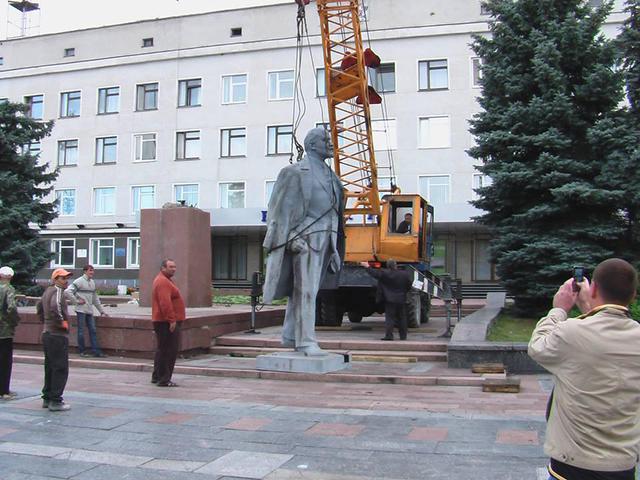 ленин памятник снос