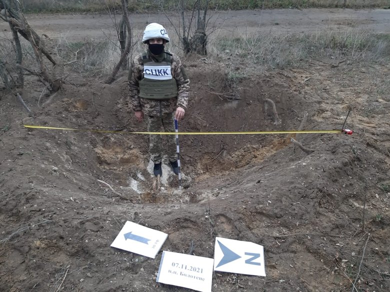 Російські війська обстріляли з 120-мм мінометів населений пункт Болотене на Луганщині, - СЦКК 04