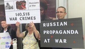 Протест проти показу російського пропагандстського фільму на кінофестивалі в Торонто
