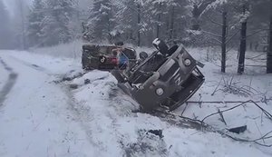 Уцілілий окупант підсумовує результат атаки українських воїнів: "Не доехали. Два УАЗа. Купянск. В хлам". ВIДЕО