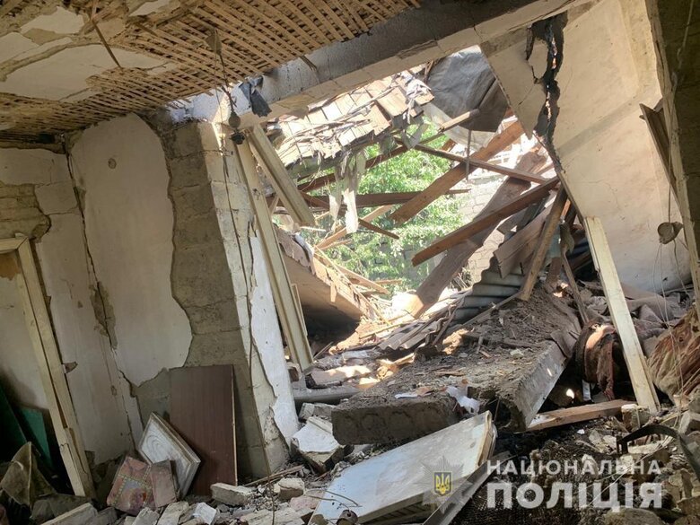 Россияне обстреляли 12 населенных пунктов Донетчины. Били из НУРС, Р-77, ЗРК С-300, РСЗО, артиллерии, - Нацполиция 06