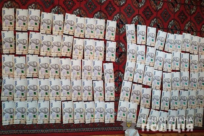 Правоохранители разоблачили группу мошенников, оформлявших липовые инвалидности участникам АТО и присвоивших сотни тысяч гривен соцвыплат 02 Правоохранители разоблачили группу мошенников, оформлявших липовые инвалидности участникам АТО и присвоивших сотни тысяч гривен соцвыплат 02