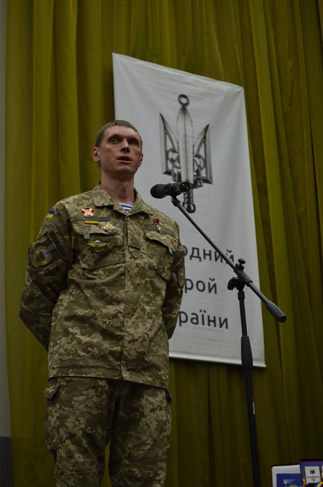 У Дніпрі нагородили робітників війни - Народних Героїв України 01