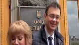 "Вас били?" - "слуга народу" Гетманцев, який сперечався напередодні про правопис слова "мінет", вийшов з ОП з медпов’язкою на носі. ВIДЕО