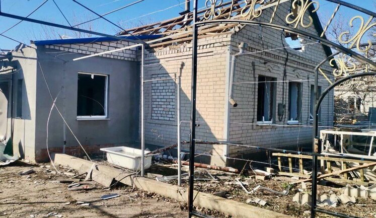 Росіяни атакували Гуляйполе на Запоріжжі, постраждала родина з двома дітьми (оновлено)