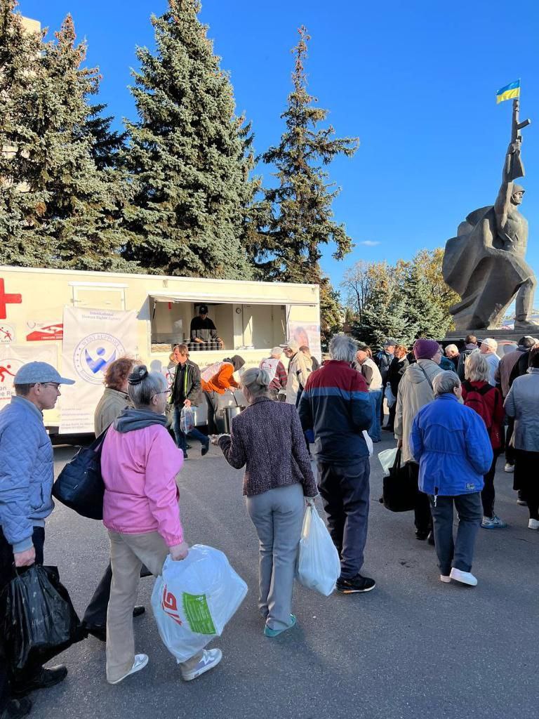 Фонд Добра та Любові передав жителям Харківщини 50 тонн гуманітарної допомоги 05