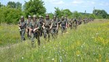 военнослужащие