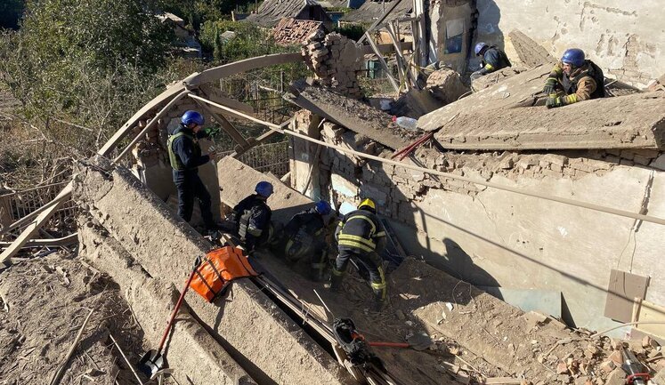Enemy shelled Nikopol, gymnasium was destroyed. Two dead, there may be people under rubble - Klymenko. VIDEO&PHOTOS