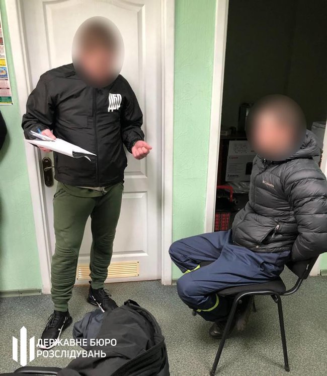 Чиновник ГСЧС в Запорожской области попался на взятке 280 тыс. грн, - ГБР 02 Чиновник ГСЧС в Запорожской области попался на взятке 280 тыс. грн, - ГБР 02