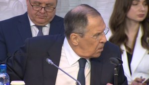 Лавров лається на офіційному дипломатичному заході: "К херам собачьим, все уже". ВIДЕО